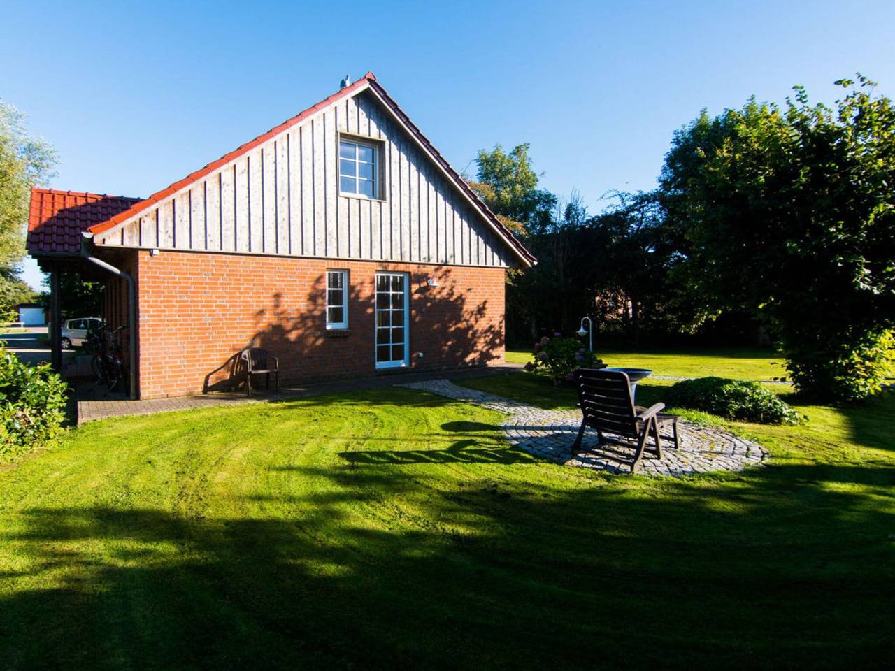 Jan Comfortable holiday residence in Nordstrand (Gemeinde), Nordseeküste