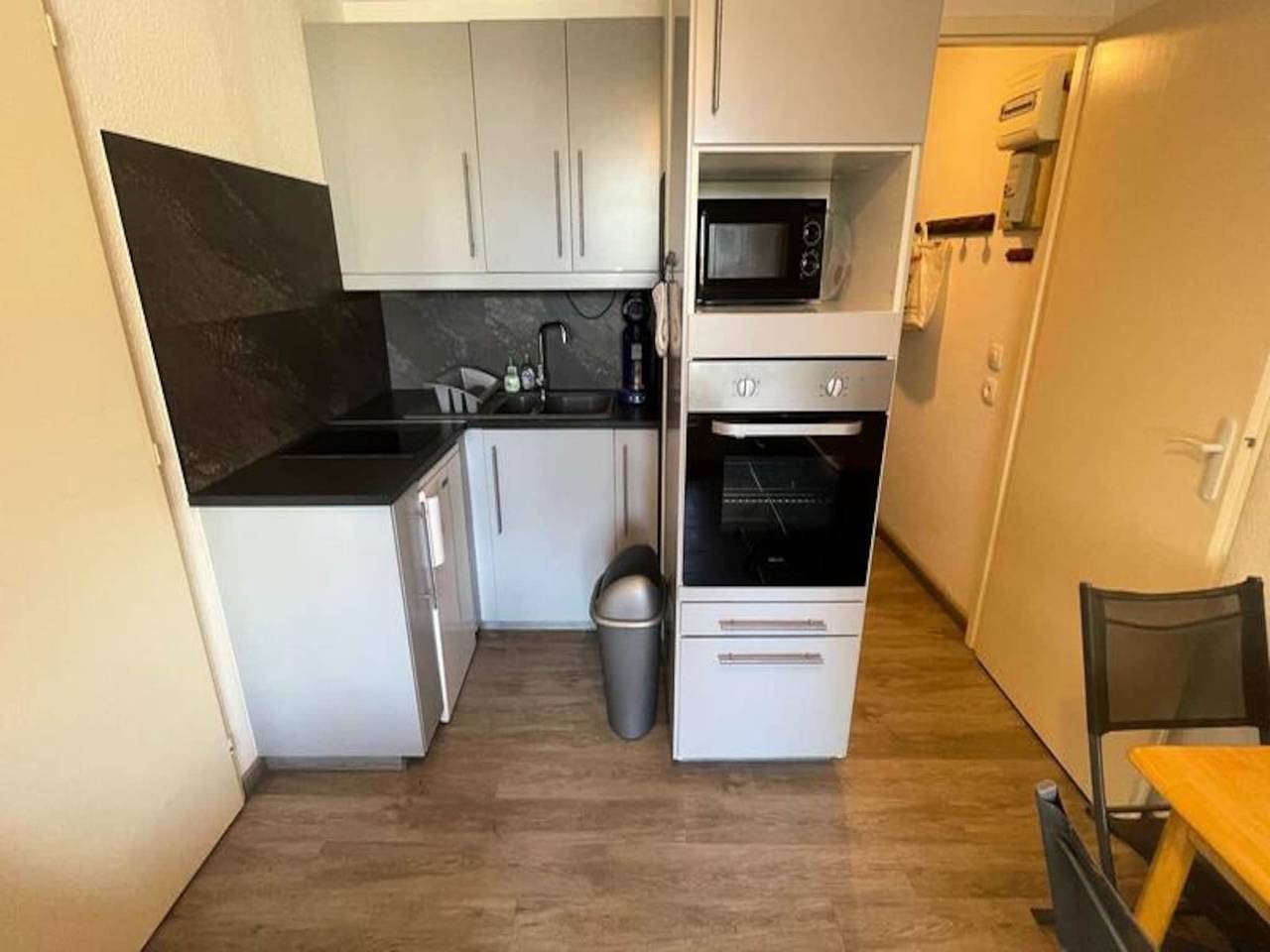 Appartement entier, 2 Pièces pour 4 Personnes in Les Sablettes, La Seyne-sur-Mer