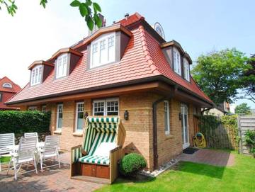 Ferienhaus für 4 Personen, mit Terrasse und Garten sowie Sauna, kinderfreundlich in Westerland
