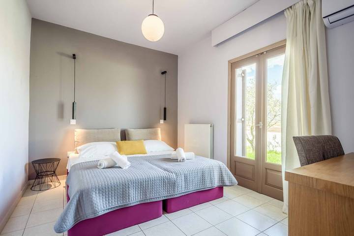 Villa Orchard in Ampelokipi (Zante), Zante