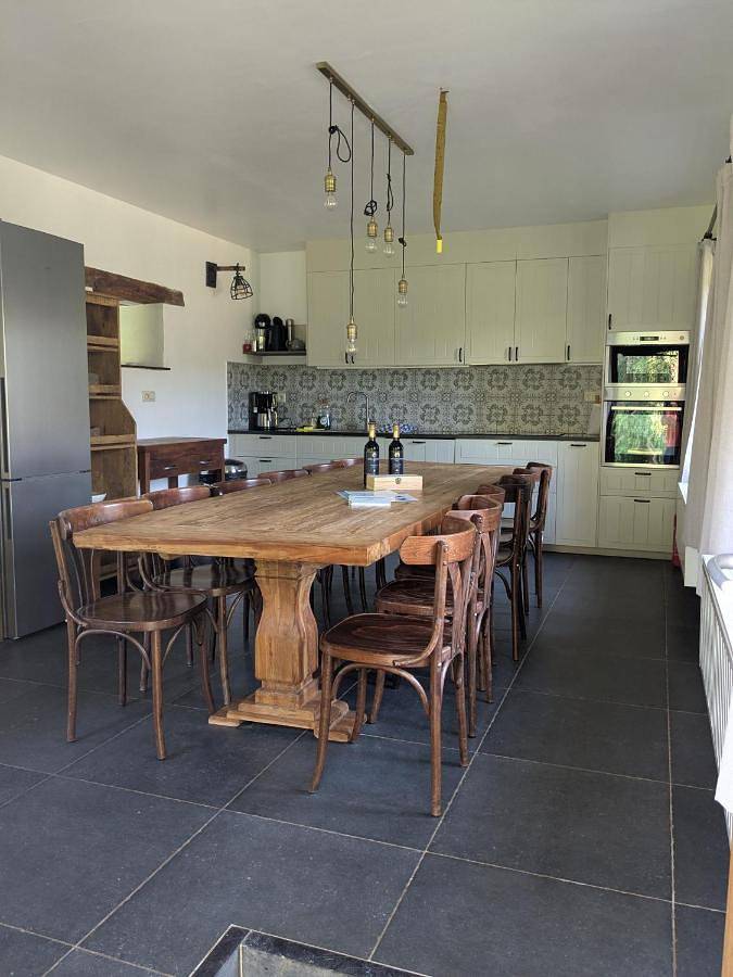 Location de vacances pour 10 personnes, avec vue et sauna ainsi que terrasse et jardin, animaux acceptés dans Gros Fays - 3