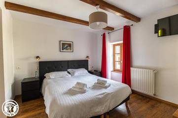 Cottage pour 2 personnes, avec terrasse, adapté aux familles à Gelles