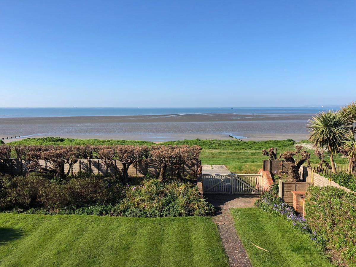 South View - West Wittering beach house with direct beach access in West Wittering Beach, West Wittering