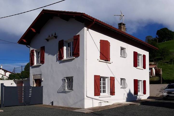Location de vacances pour 6 personnes, avec Jardin dans Banca