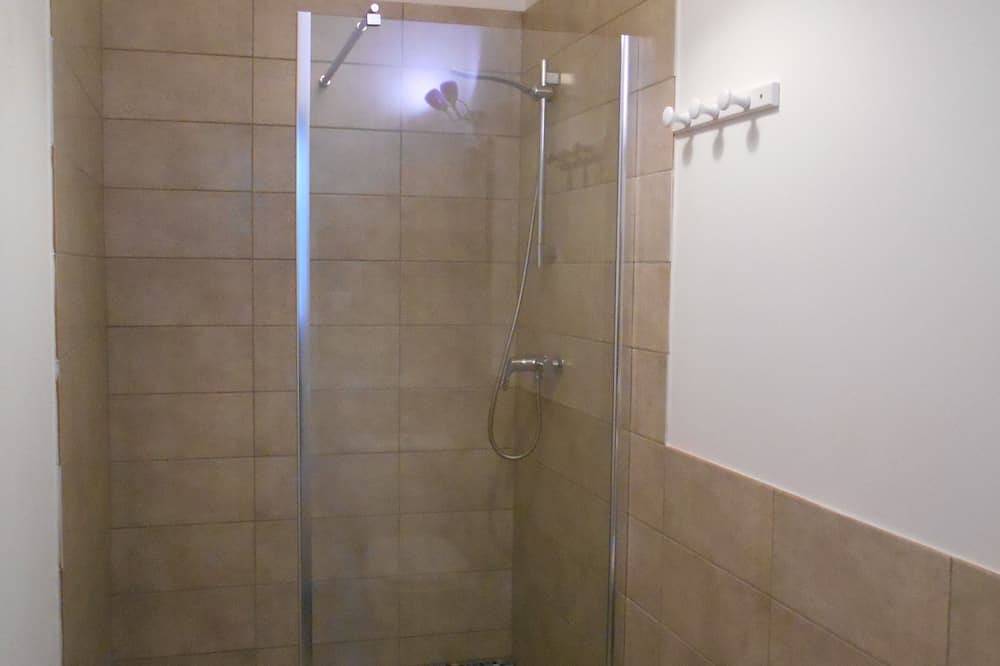 Appartement entier, T2 Balcon, 35M² tt confort et calme! 200m from the thermal baths and 10 min from the Beaches... in Saujon, Côte de Beauté