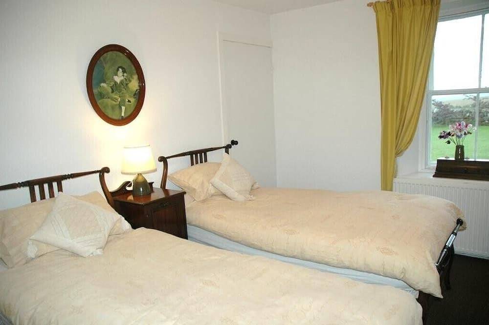 Stunning Highland retreat in peaceful glen near Dornoch in Highlands