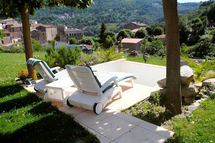 Chambre d’hôte pour 2 personnes, avec piscine et jardin en Corse - 3