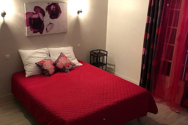 Location de vacances pour 7 personnes, avec terrasse et jardin dans Luna Park La Palmyre - 2