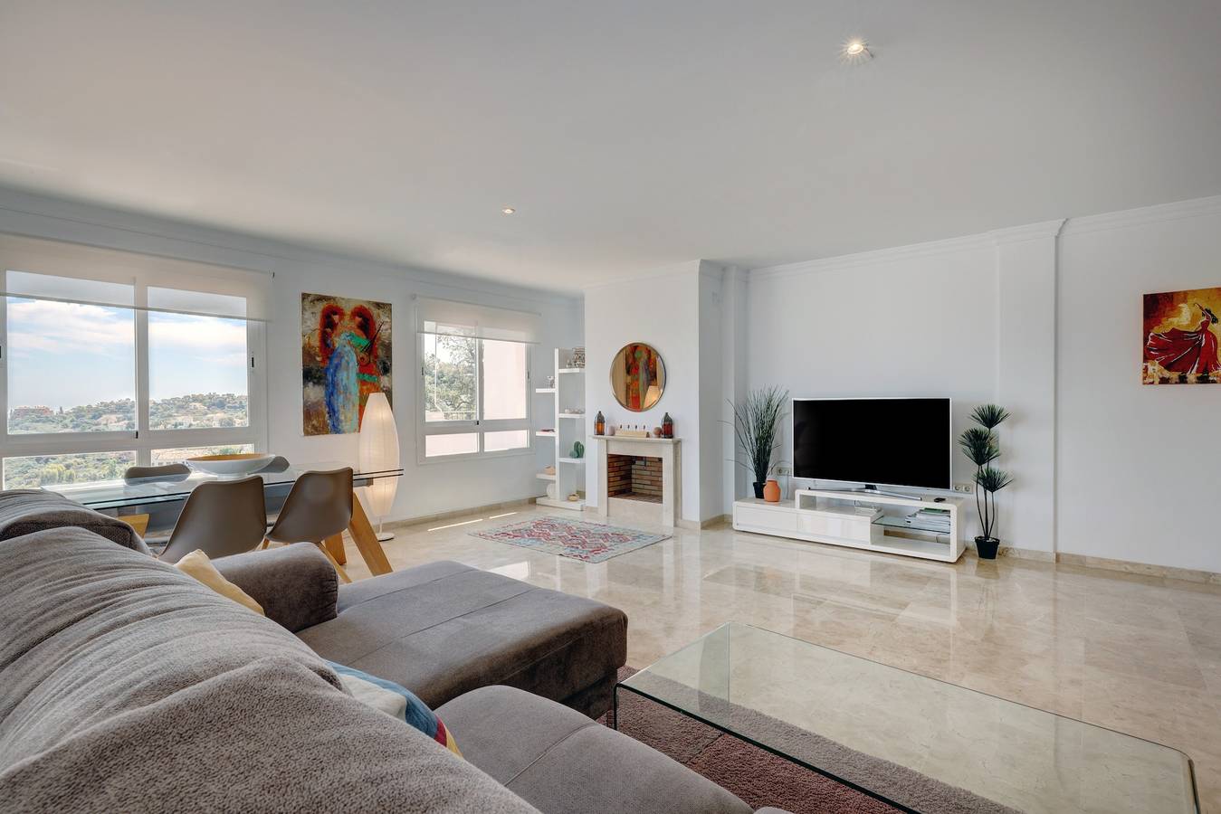 Appartement entier, Appartement "Casa de Mairena" avec vue mer et montagne et Wi-Fi. in Urbanizacion Las Jacarandas, Ojén