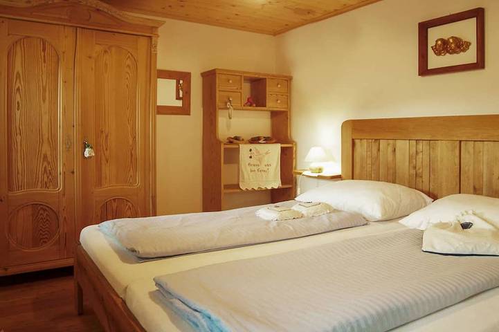 Ganze Wohnung, Ruhig gelegenes Landhaus im Grünen, mit Pool, familien- und hundefreundlich in Südoststeiermark, Feldbach