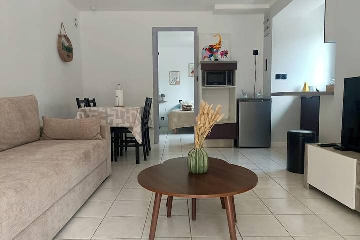 Ganze Wohnung, Cosy T1 Near Nantes Airport in Saint-Aignan-Grandlieu, Nantes und Umgebung