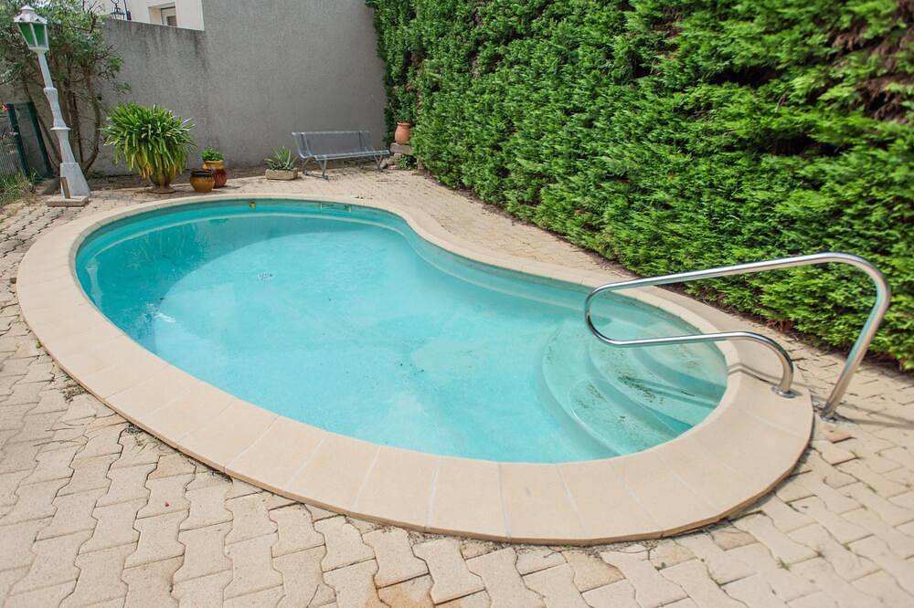 Charming house with a garden and a private pool in Clarensac, Region de Nimes