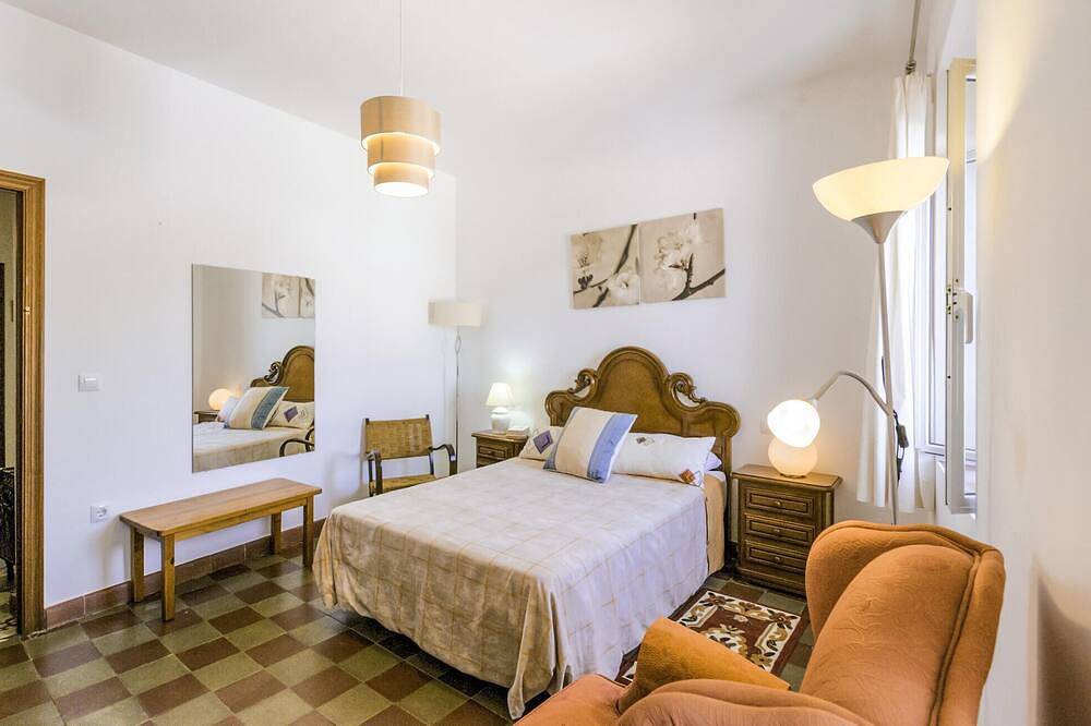 Pet friendly home in El Pedroso with Wifi in El Pedroso, Sierra Morena