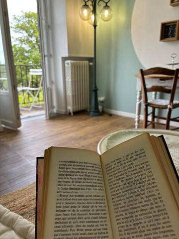 Cottage pour 2 personnes, avec vue et jardin, animaux acceptés à Rieupeyroux