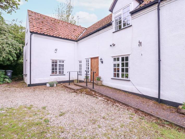 White House Cottage in Little Snoring, Norfolk
