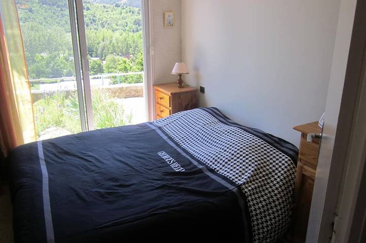 Gîte pour 6 personnes, avec jardin à Osséja - 2