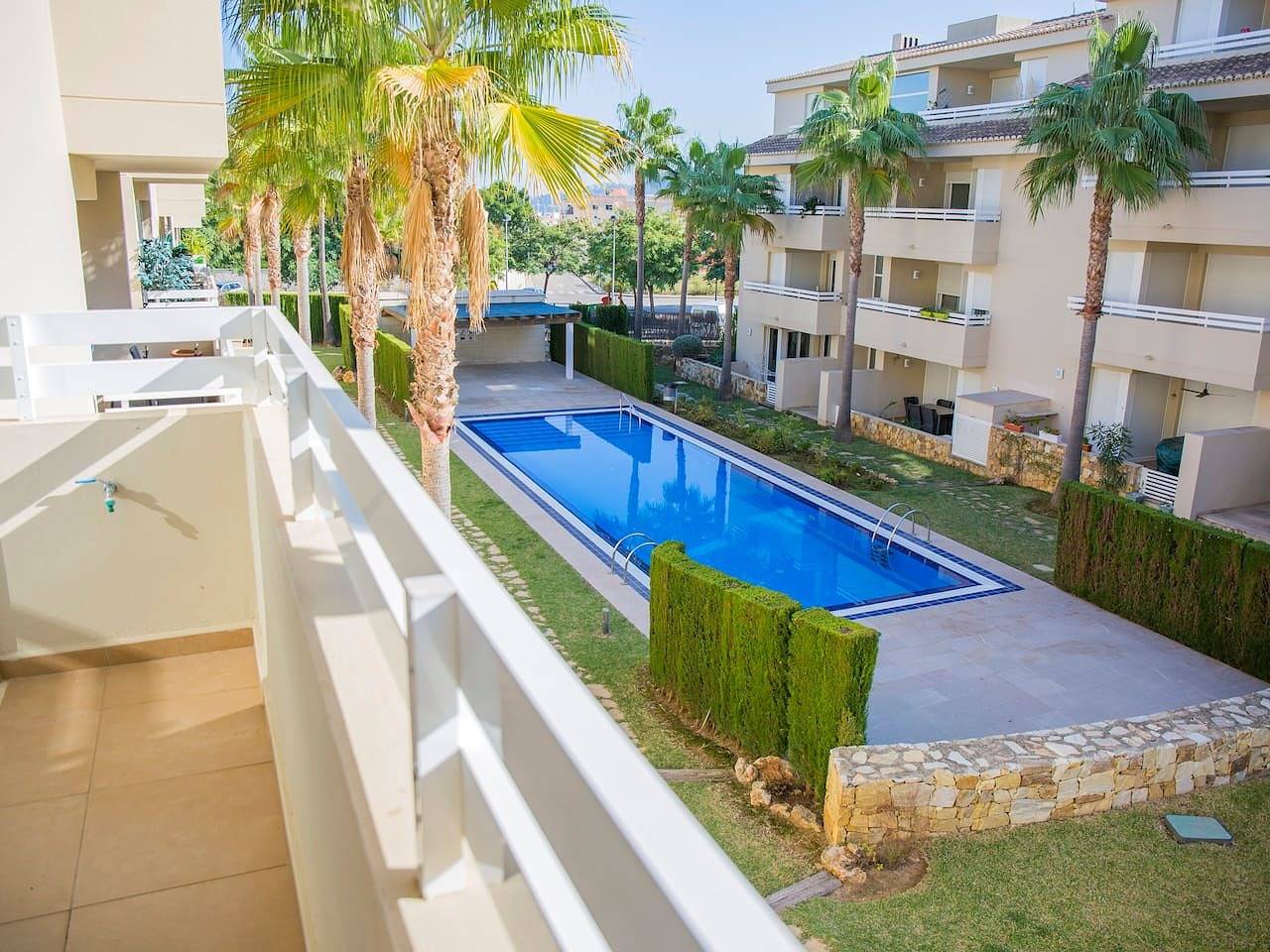 Entire holiday apartment, 2 Bed Flat - Sleeps 4 - Pool - Parking - Garden in Pego, Costa Blanca