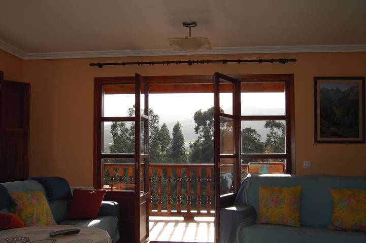 Holiday home for 16 people, with garden and balcony - 1