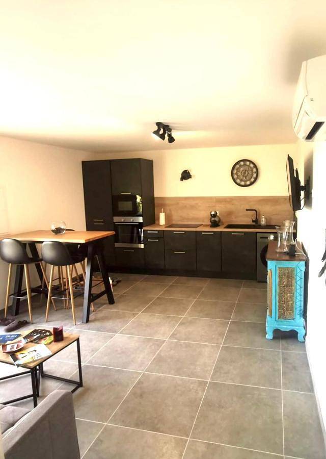 Location de vacances pour 4 personnes, avec vue et jardin à Peri - 4