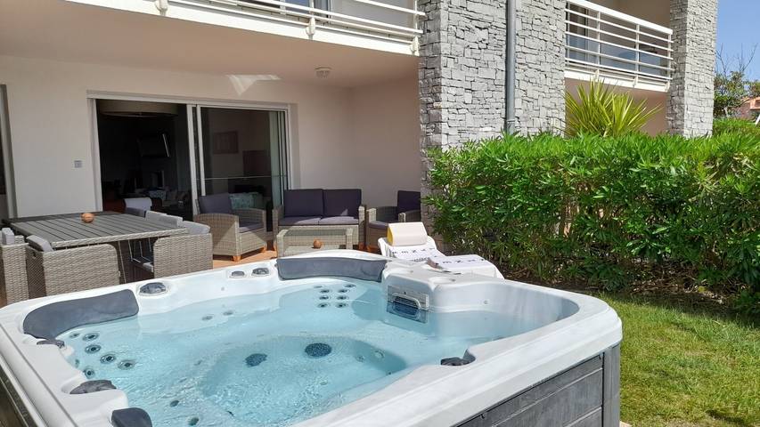 Chambre d’hôte pour 4 personnes, avec jacuzzi et jardin à Agde - 2