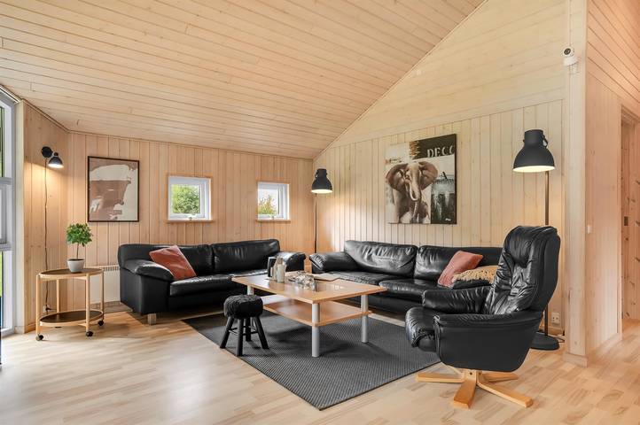 Ferienhaus für 6 Personen, mit Whirlpool und Terrasse sowie Garten und Sauna in Himmerland - 2