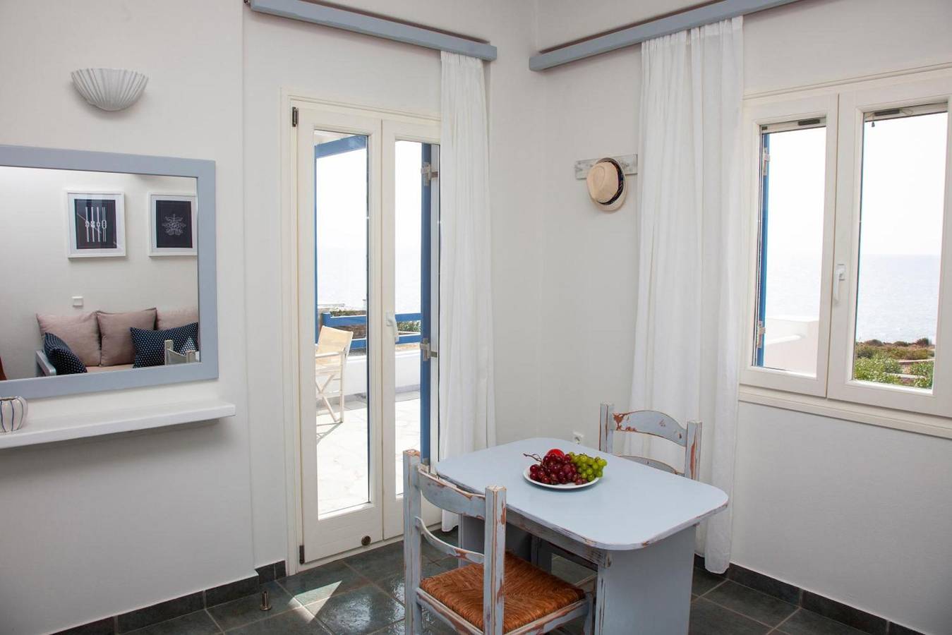 Apartamento entero, Apartamento 'The Aegean Junior Suite' con vistas al mar, Wi-Fi y aire acondicionado in Paros
