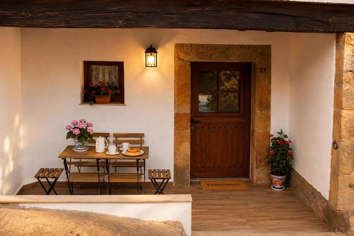 Vivienda Vacacional Casa Roque con Terraza Privada y Wi-Fi in Cangas de Onís, Provincia de Asturias