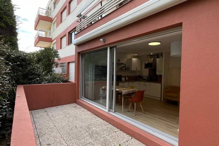 Gîte pour 2 personnes, avec balcon, adapté aux familles dans Plage Chambre d'Amour - 3