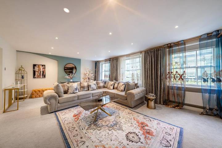 Villa für 7 Personen, mit Terrasse und Ausblick in London