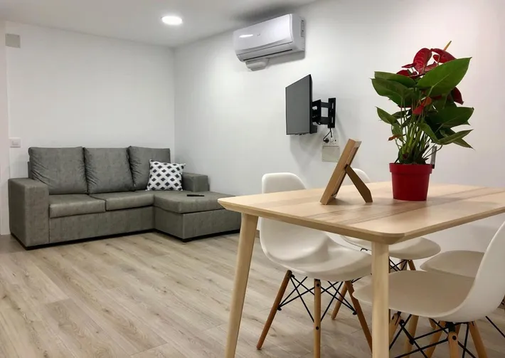 Apartamento de vacaciones para 3 personas, con balcón y vistas - 1