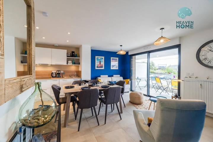 Gîte pour 4 personnes, avec terrasse dans Plage Saint-Guirec