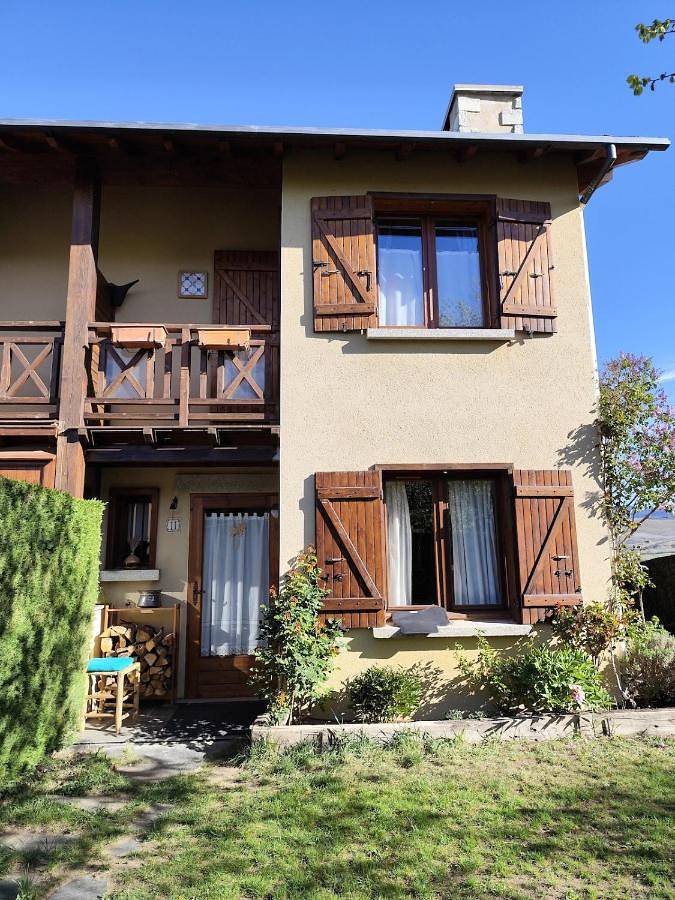 Location de vacances pour 6 personnes, avec jardin et vue à Sainte-Léocadie - 3