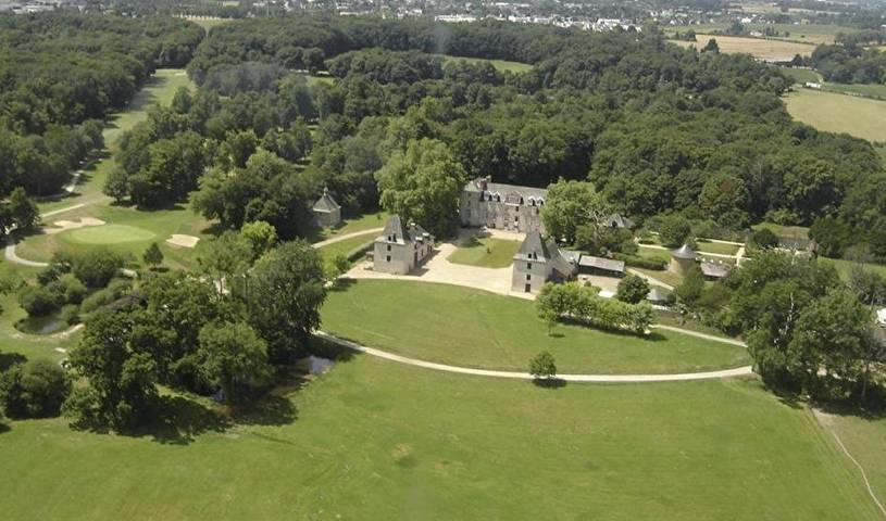 Chambre d’hôte pour 4 personnes, avec jardin et piscine à Le Rheu