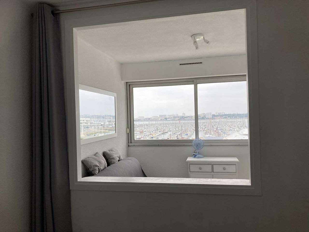 Entire apartment, Bright apartment with sea view - La Rochelle in La Rochelle, La Rochelle region
