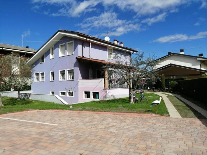 B&b per 3 persone, con Terrazza e Giardino a Bussolengo
