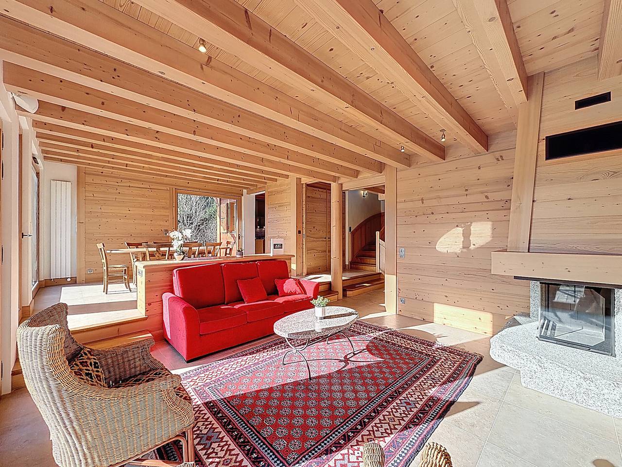 Chalet spacieux 5 chambres proche ski bus, vue Mont-Blanc in Combloux, Pays du Mont-Blanc
