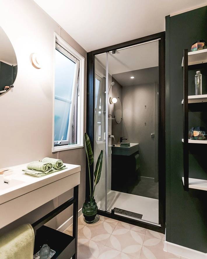 Mobil home pour 4 personnes, avec jardin à Arces - 3