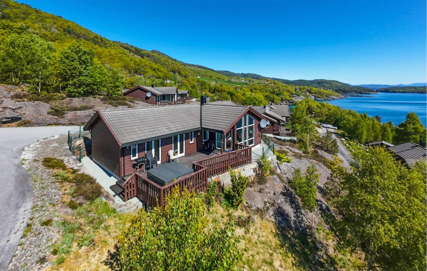 Ferienhaus für 8 Personen mit Whirlpool in Tysvær