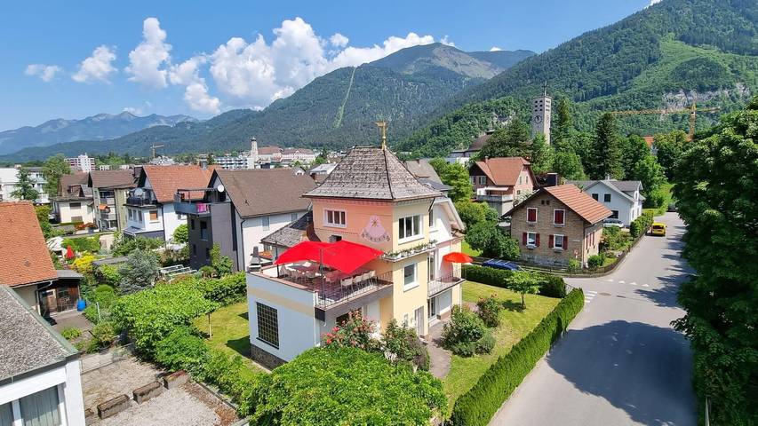 Ferienhaus für 6 Personen, mit Balkon und Terrasse sowie Garten in Bludenz