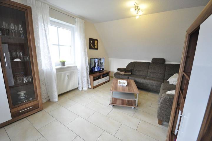 Ferienwohnung für 4 Personen, mit Balkon und Garten in Carolinensiel - 3