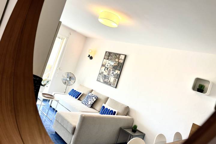 Gîte pour 4 personnes, avec balcon et piscine, adapté aux familles à Vallauris - 3