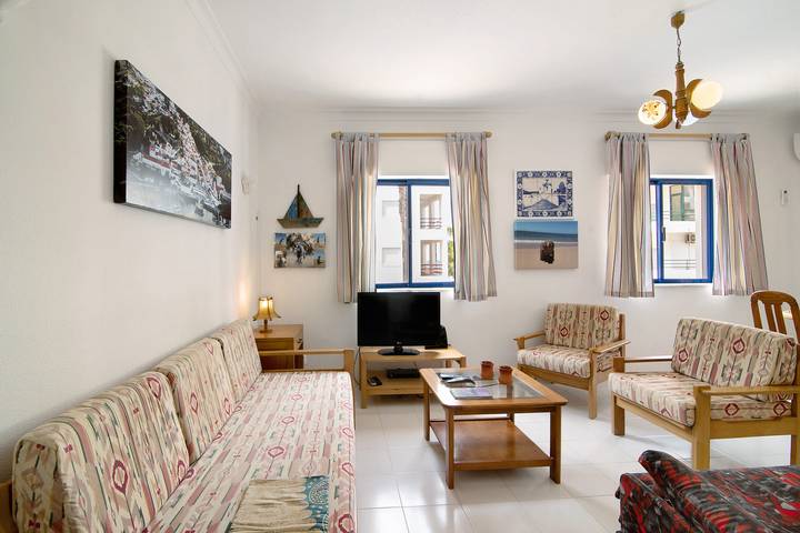 Gîte pour 4 personnes, avec balcon à Quarteira - 4