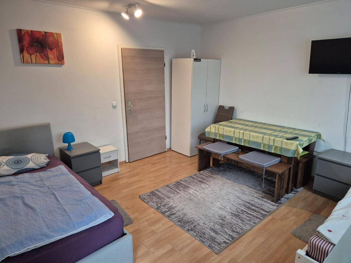 Appartement entier, Aachen Würselen G1 mit Balkon in Würselen, Rhénanie