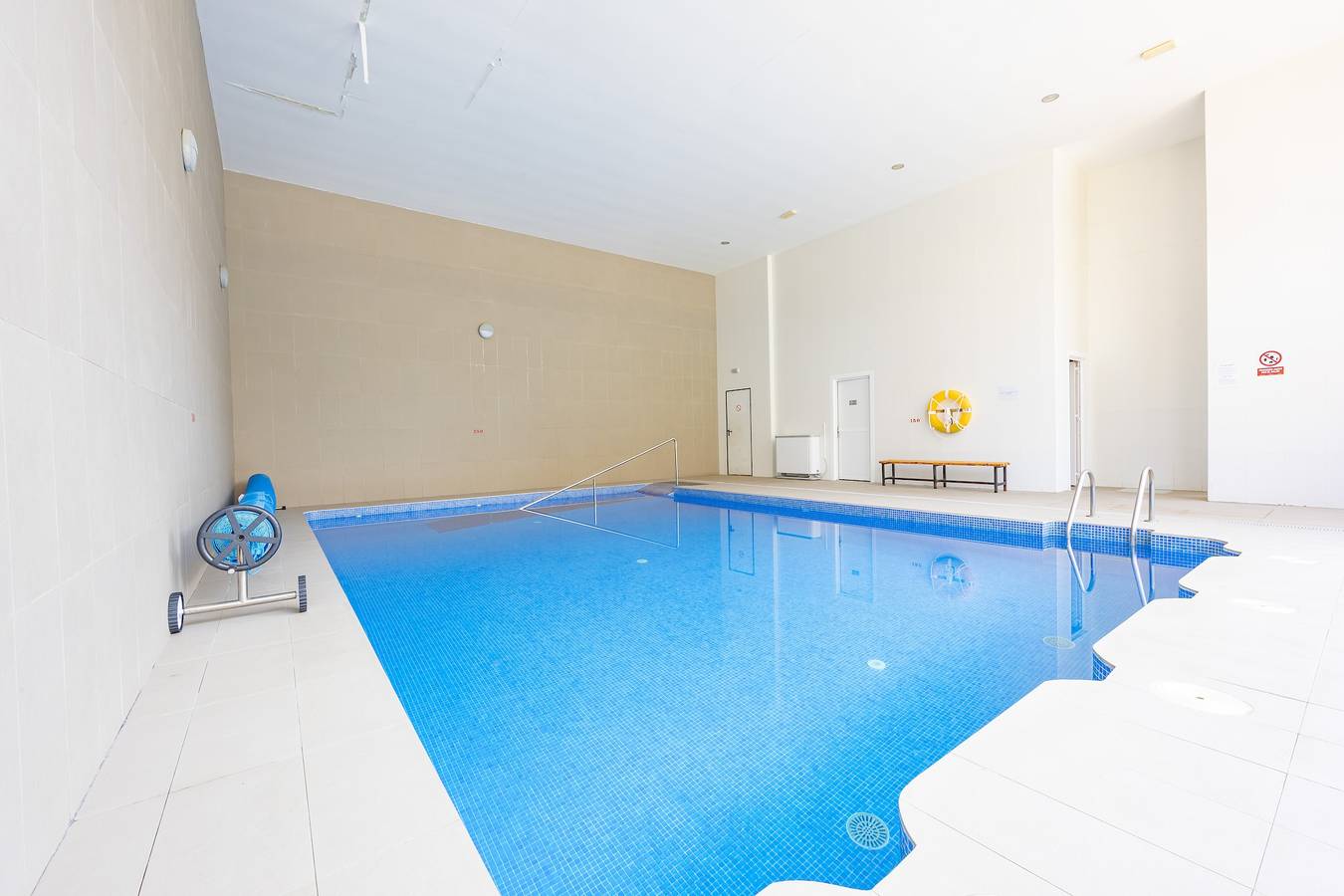 Ganze Wohnung, Ferienwohnung 'Val' mit Gemeinschaftspool, Wi-Fi und Klimaanlage in Benidorm, Costa Blanca