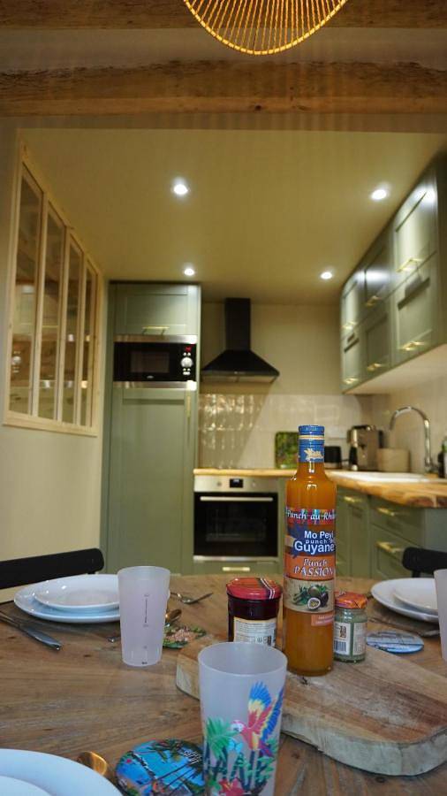 Gîte pour 3 personnes, avec Terrasse et Jardin à Saint-Rémy-la-Varenne - 2