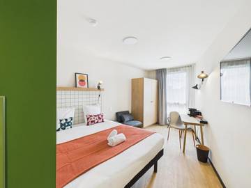 Hôtel pour 2 personnes, avec jardin à Vélizy-Villacoublay