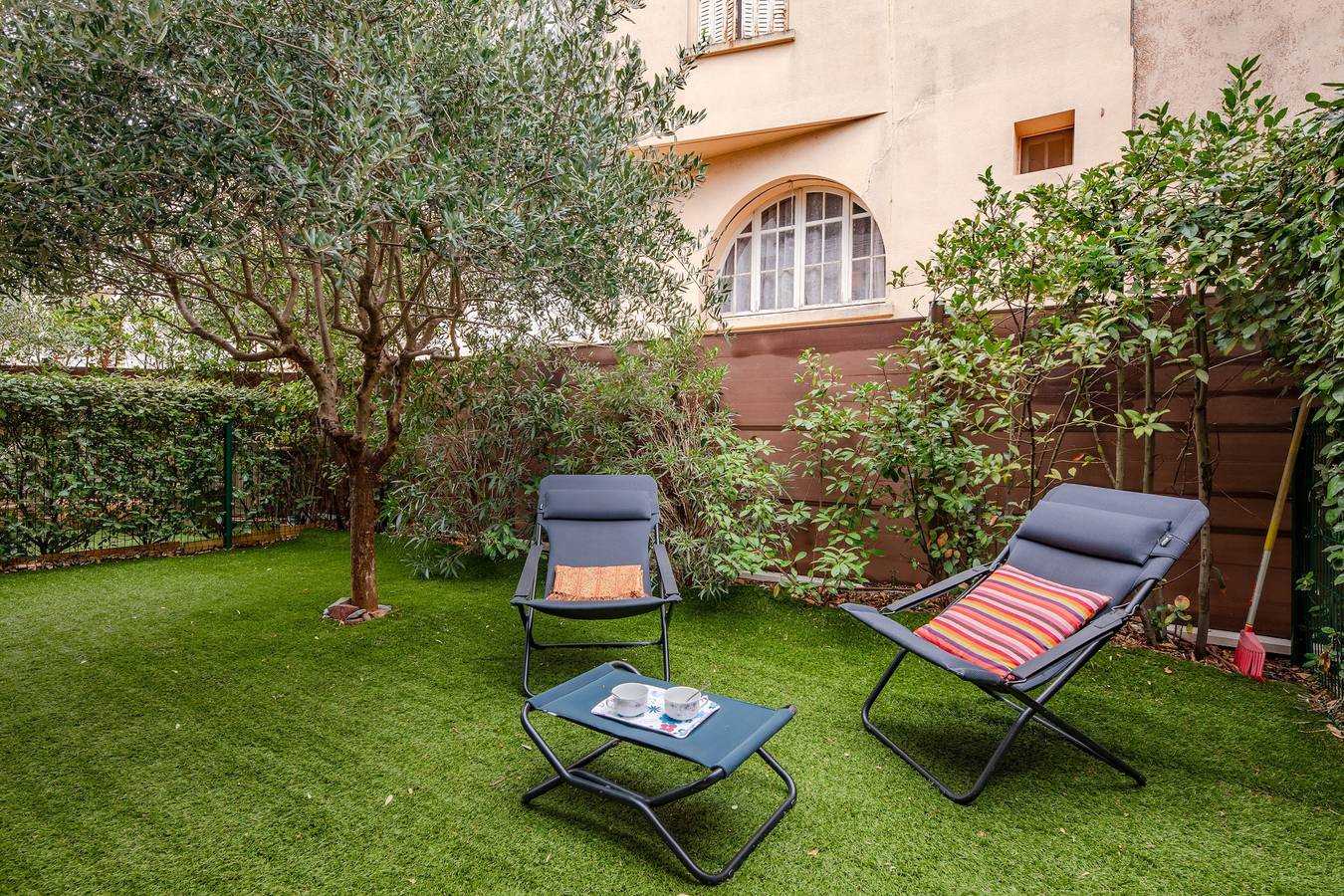 Appartement entier, Coeur d'Azur - apt climatisé - 1km plage in Saint-Raphaël, Côte méditerranéenne (France)