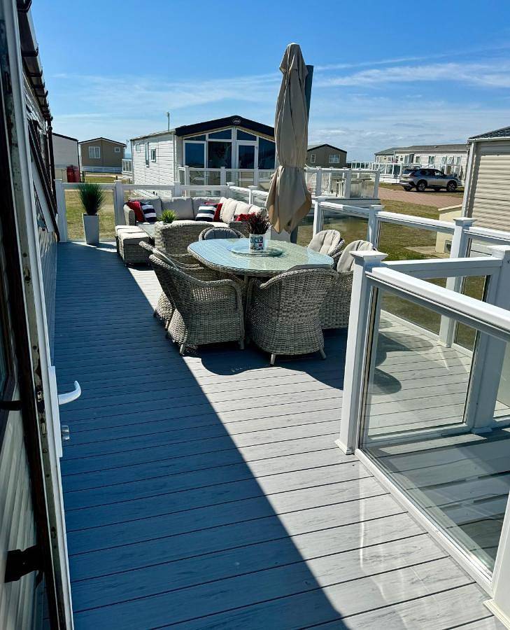 Deluxe Family Suite in Selsey, West Sussex