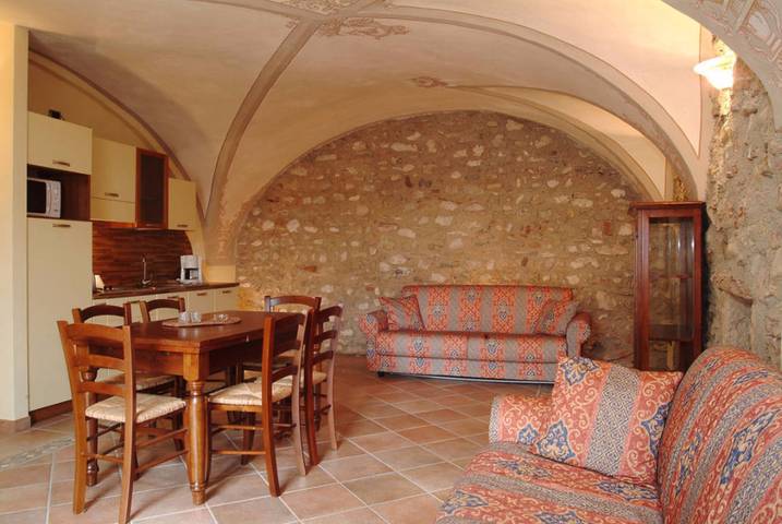 Ferienwohnung für 6 Personen, mit Balkon und Whirlpool sowie Terrasse und Kinderpool in Toscolano-Maderno - 4