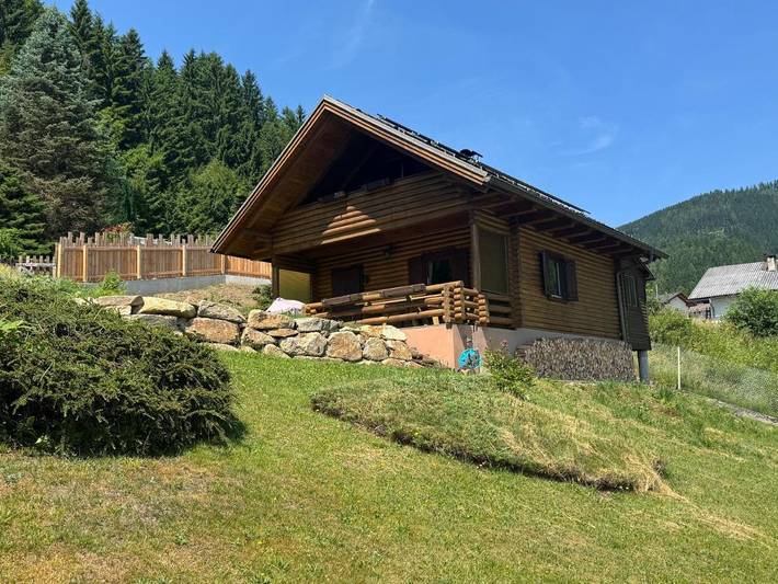 Ferienhaus für 5 Personen, mit Balkon und Terrasse sowie Garten und Ausblick